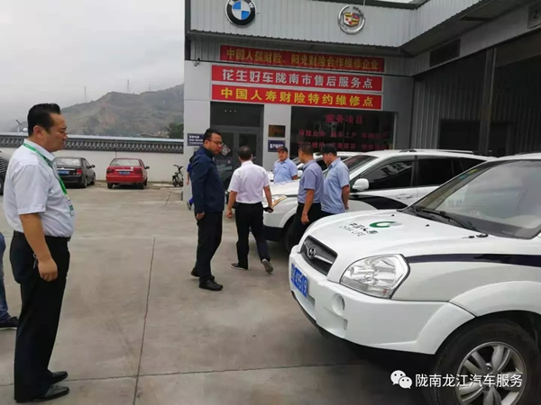 金錘鈑金，銀槍噴漆！龍江汽修值得信賴！