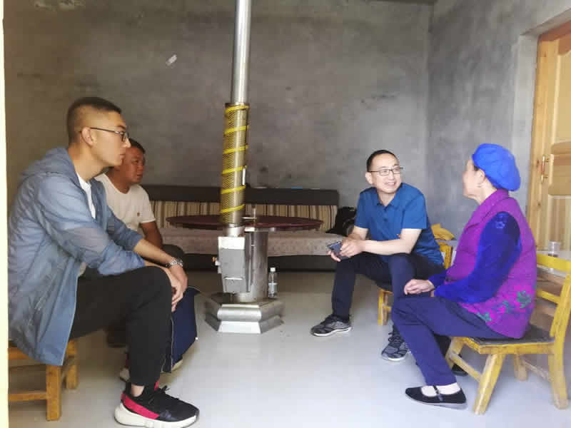 “感黨恩、憶黨史”，--市龍江城鄉(xiāng)發(fā)展集團公司開展慶祝建黨99周年主題黨日活動